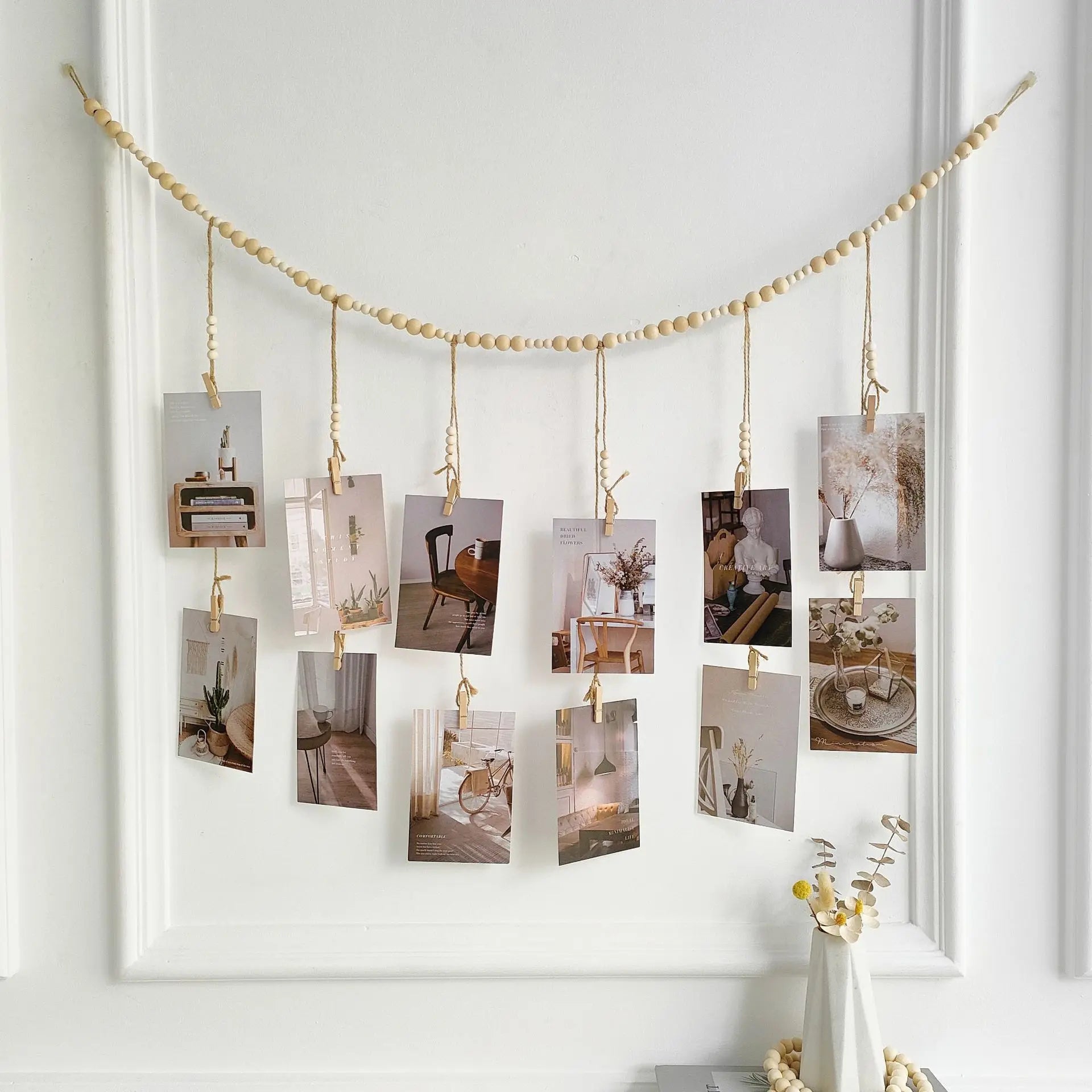 📸🌿🤍 Boho Wooden Bead Photo Garland – Hanging Wall Display with Photo Clips