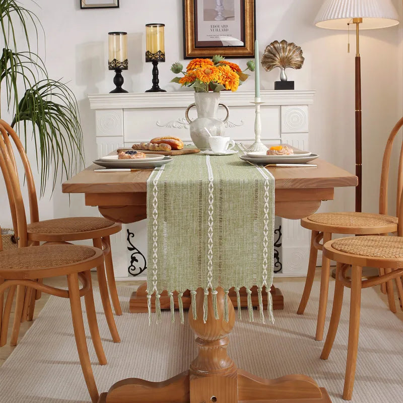🌿🤍 Boho Table Runner – Rustic Braided Cotton Linen with Tassels