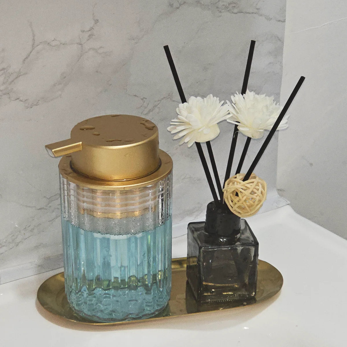 🧼🌿 Foaming Soap Dispenser Bottle – Modern Bathroom & Kitchen Countertop Décor