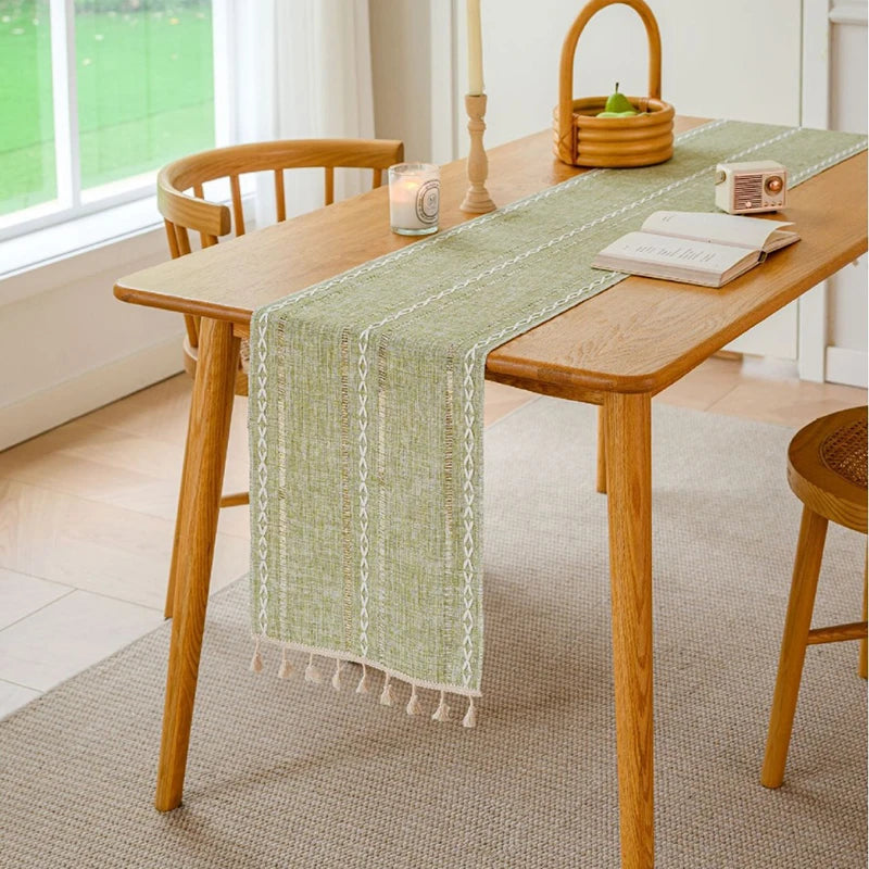 🌿🤍 Boho Table Runner – Rustic Braided Cotton Linen with Tassels
