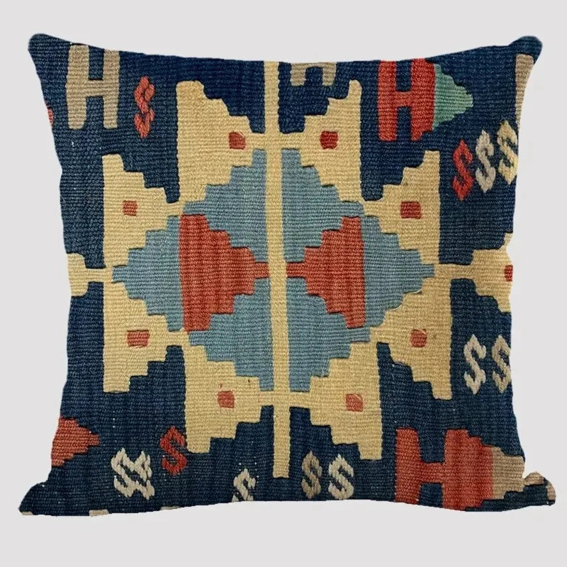 🌿🤍 Boho Kilim Pillow Cover – Vintage Geometric Throw Cushion
