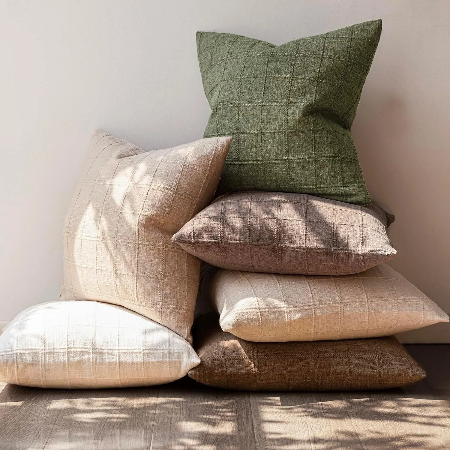 🌿🤍 Natural Linen Check Pillow Cover – Boho Farmhouse Decorative Cushion