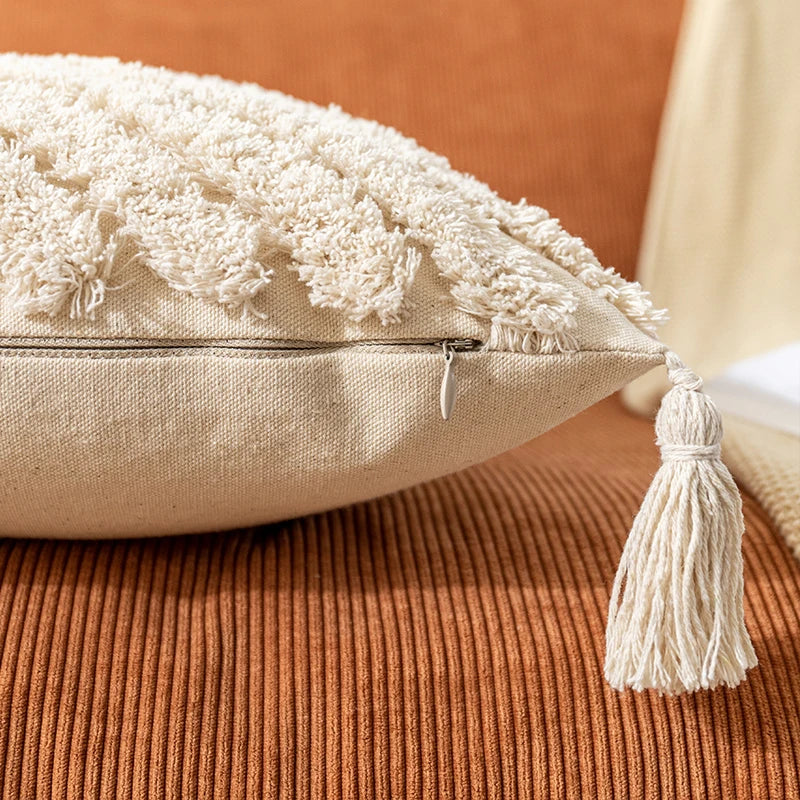 🌿🤍 Boho Cotton Tassel Pillow Cover – Natural Decorative Throw Cushion