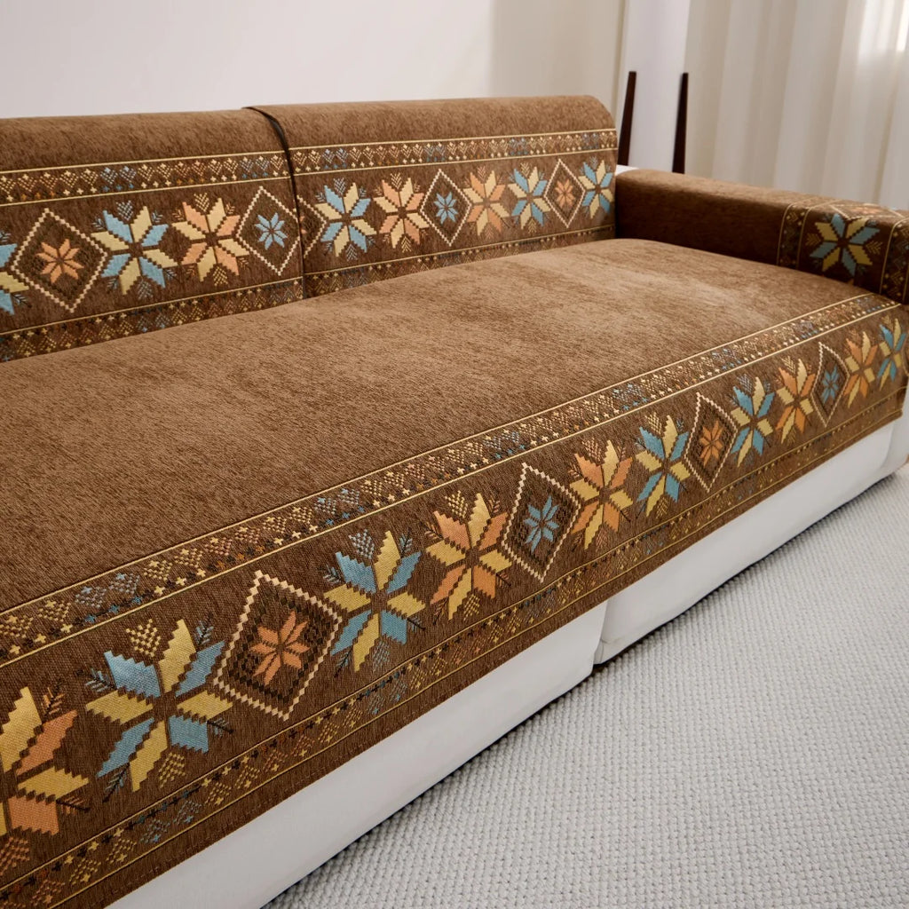 🛋️🌿🤍 Boho Jacquard Chenille Sofa Cover – All-Season Couch Throw & Furniture Protector