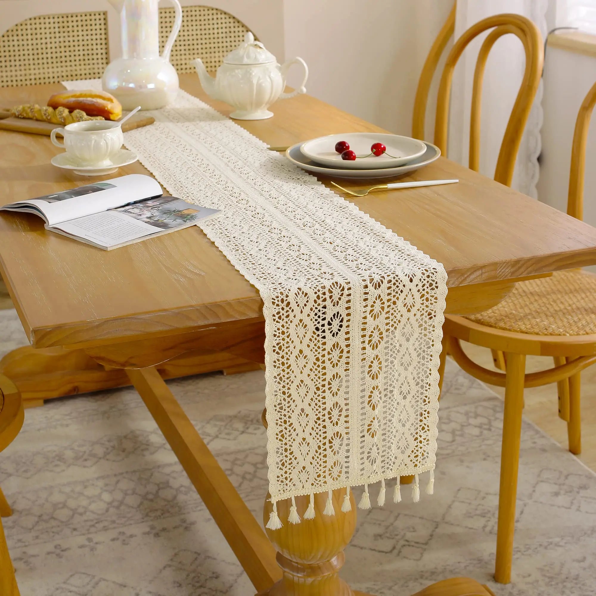 🌿🤍 Boho Cotton Lace Table Runner – Vintage Farmhouse Dining Table Linen