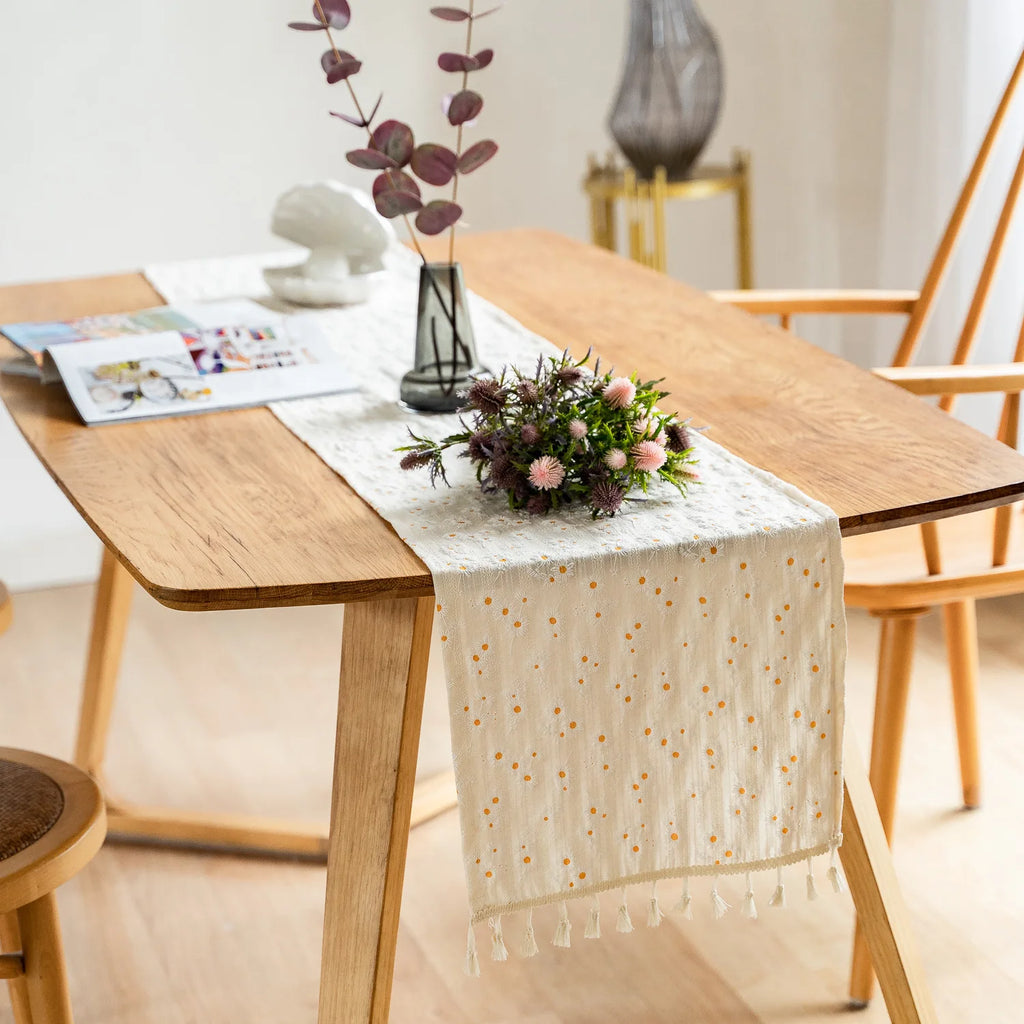 🌿🤍 Boho Embroidered Table Runner – Handmade Jacquard Table Linen