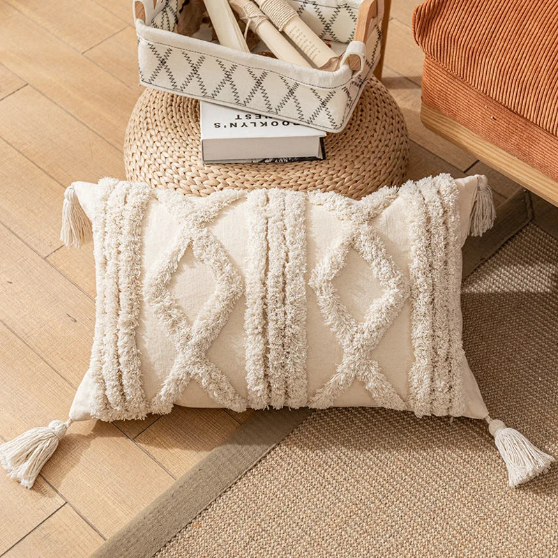 🌿🤍 Boho Cotton Tassel Pillow Cover – Natural Decorative Throw Cushion